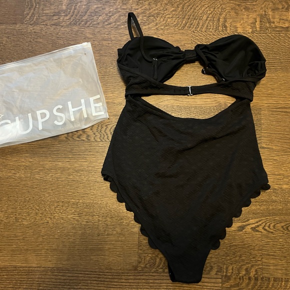 CupShe One Piece Monokini - Picture 3 of 4